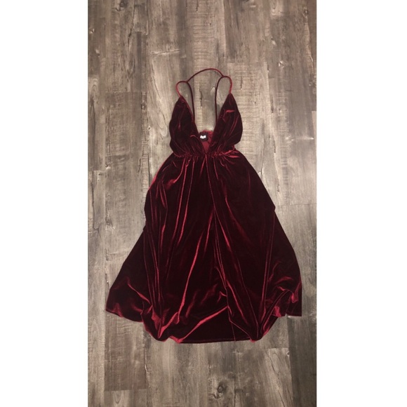 Reformation Dresses & Skirts - Women’s Reformation Coppola Dress Red Velvet